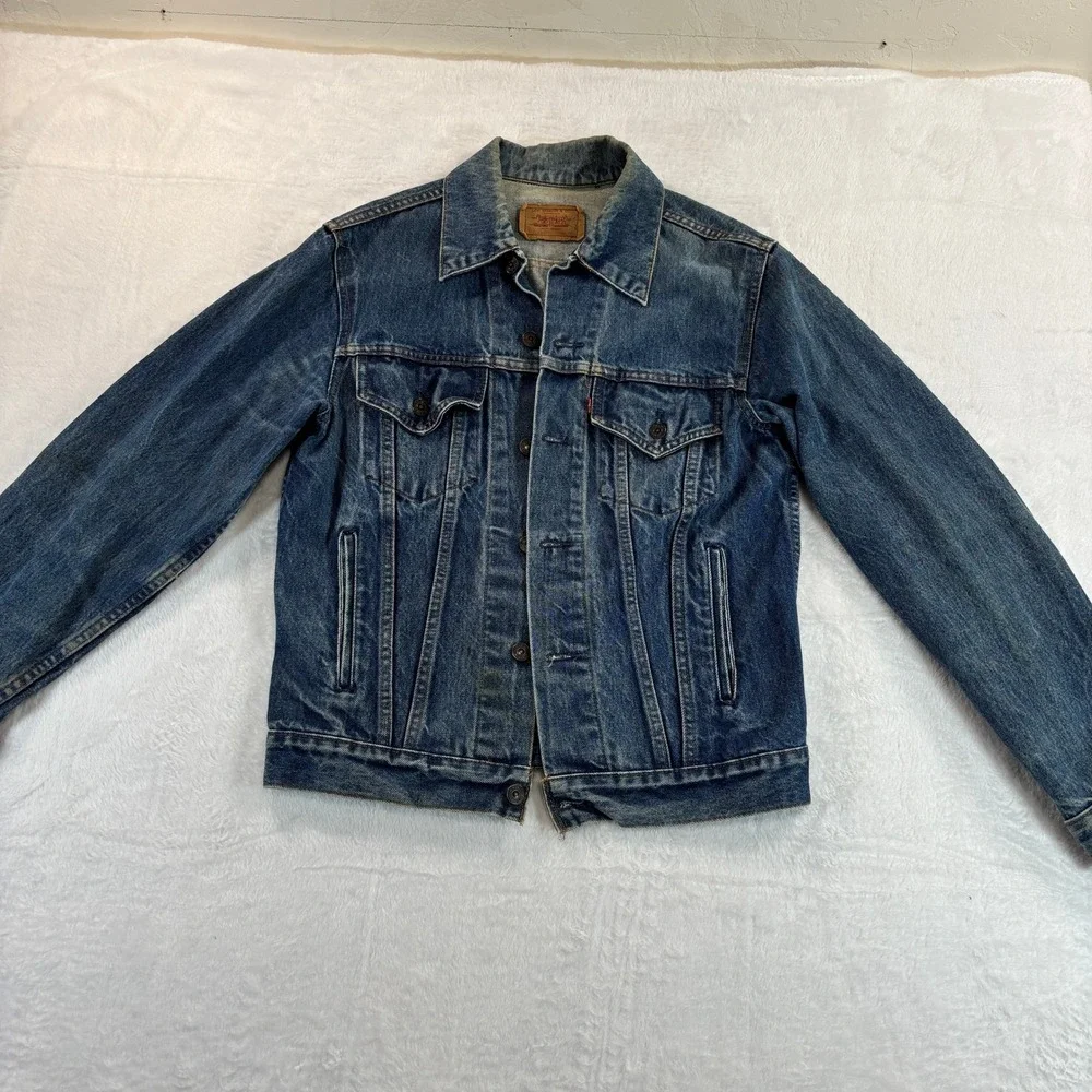 Levi's 71506‎ 0216 Vintage Trucker Jacket Men's 40 Made in Canada Denim Distress